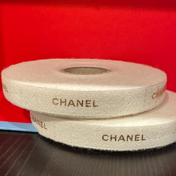 Chanel Ivory Ribbon with Gold Logo - Picture 1 of 5